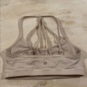 Lululemon sports bra